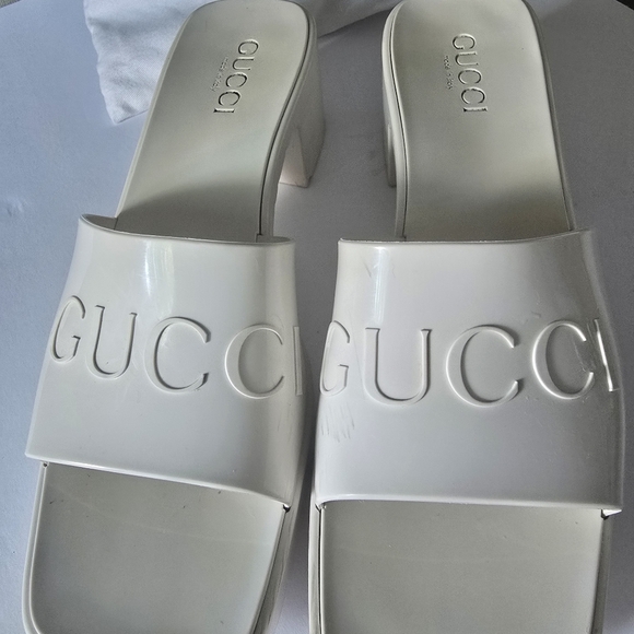 Gucci Women's White Logo Mules Rubber - Picture 1 of 4
